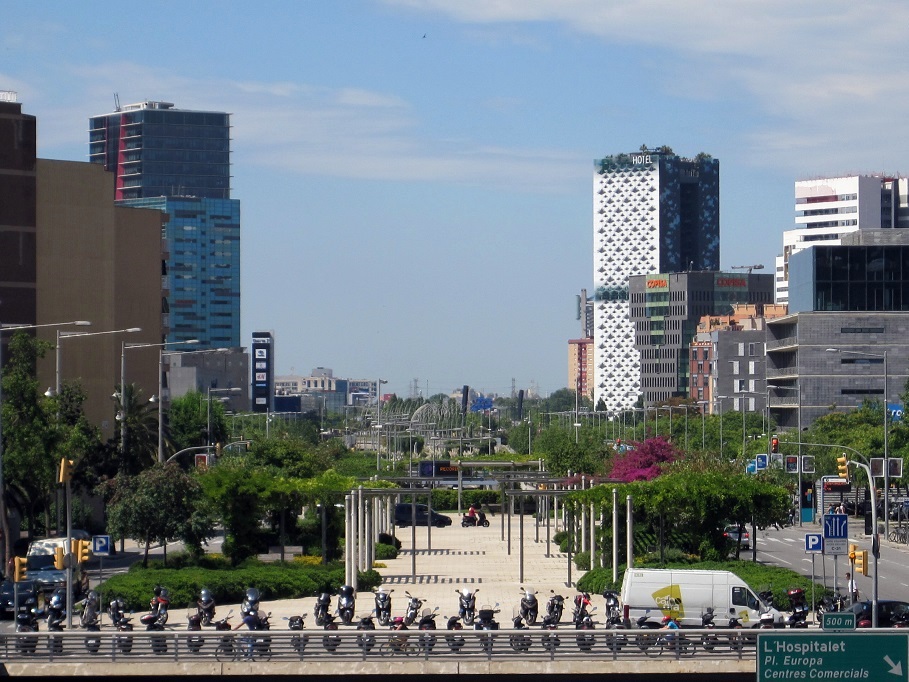 La Gran Via al seu pas pels barris de Granvia Sud i Santa Eulàlia 