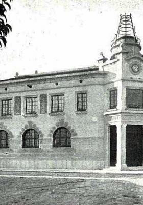 Edifici d'en Ramon Puig i Gairalt que actualment és el Restaurant EL Repartidor de la Fundació El Llindar